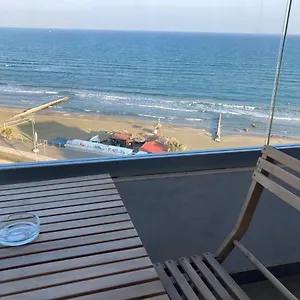 https://sunrise-seaview-apartment.hotelsatayianapa.com