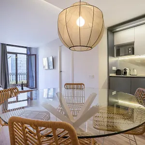 https://happy-apartments-barcelona.topbarcelonahotels.com